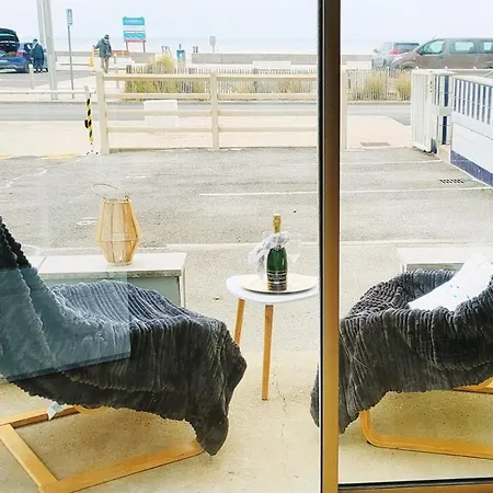 Face Parking 4 Personnes Wifi * Berck